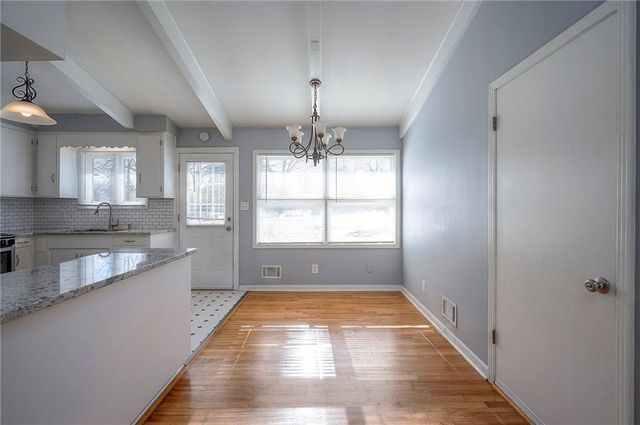 6901 W 78th Terrace W, Overland Park, KS 66204