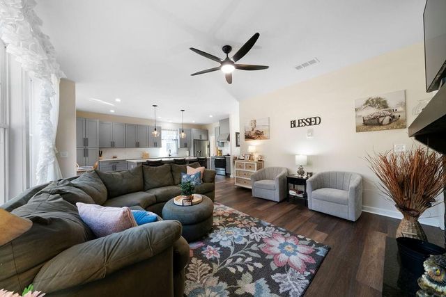 24 Plantation Oaks Drive, Rockmart, GA 30153