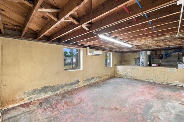 902 N 9th Street, Rogers, AR 72756