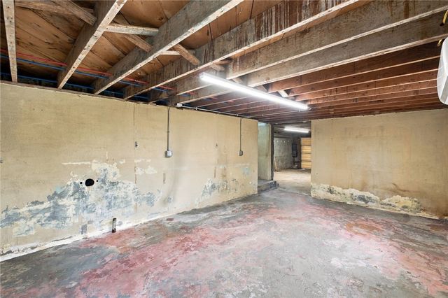 902 N 9th Street, Rogers, AR 72756