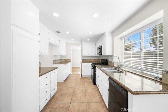 7888 Beckett Court, Highland, CA 92346