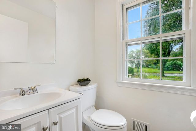 500 NELSON ST, Rockville, MD 20850