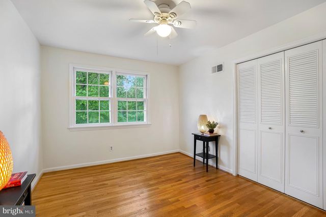 500 NELSON ST, Rockville, MD 20850