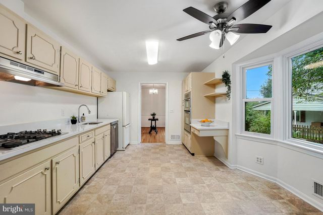 500 NELSON ST, Rockville, MD 20850