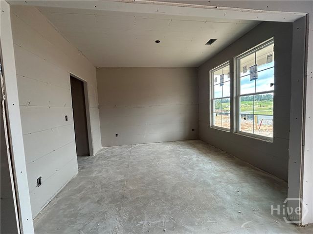 173 Annie Lane, Statham, GA 30666