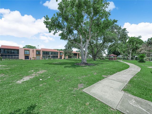 121 LA CASA 5, Lake Wales, FL 33898