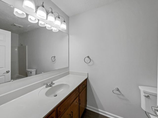 2592 Emerald Ct, Clarksville, TN 37042