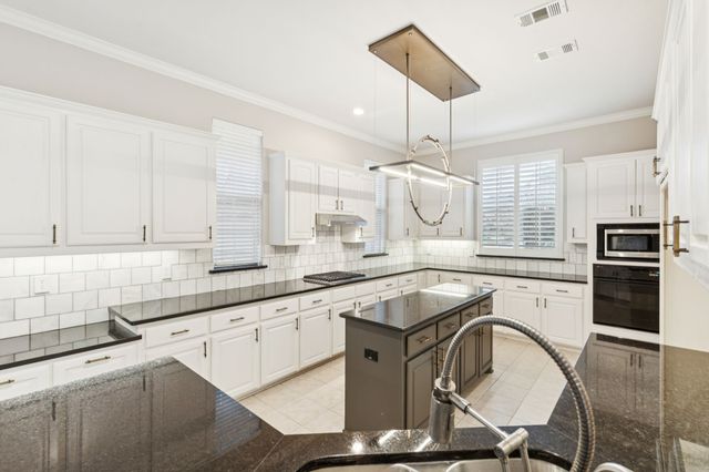 3502 Ash Circle, Richardson, TX 75082