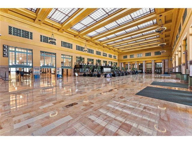 214 4th Street E 213, Saint Paul, MN 55101