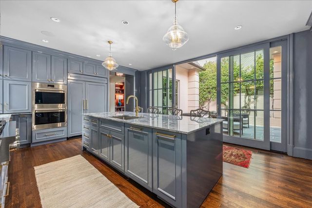 1616 Carleton Avenue, Fort Worth, TX 76107