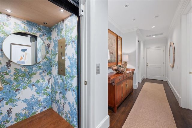 1616 Carleton Avenue, Fort Worth, TX 76107