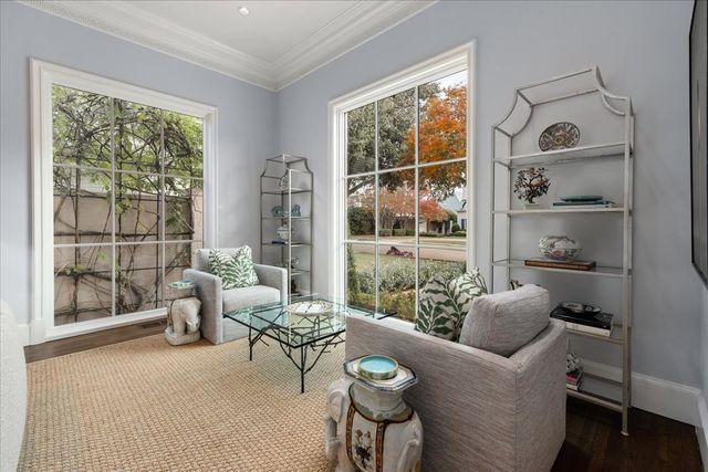 1616 Carleton Avenue, Fort Worth, TX 76107