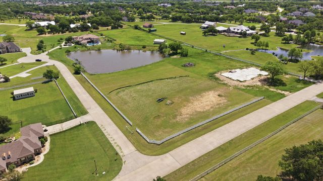 900 Show Master Court, Bartonville, TX 76226