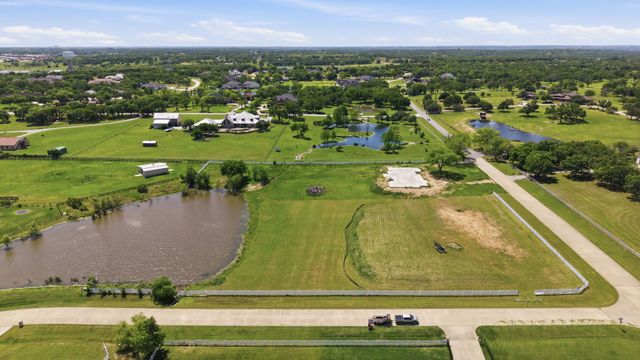 900 Show Master Court, Bartonville, TX 76226