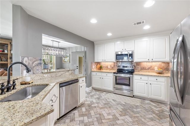 727 Brannon Holder Road, Winder, GA 30680