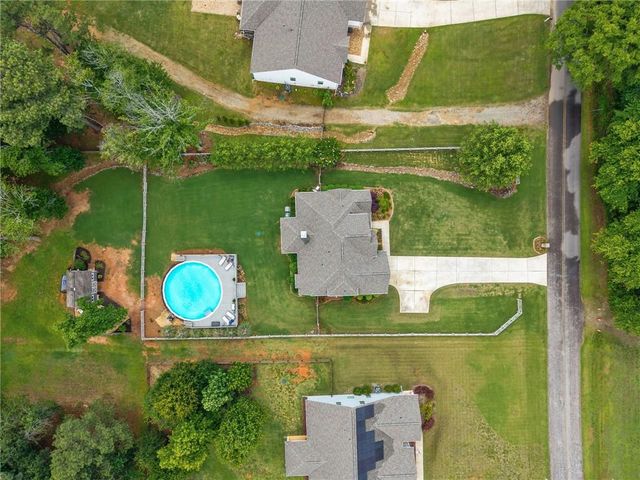 727 Brannon Holder Road, Winder, GA 30680