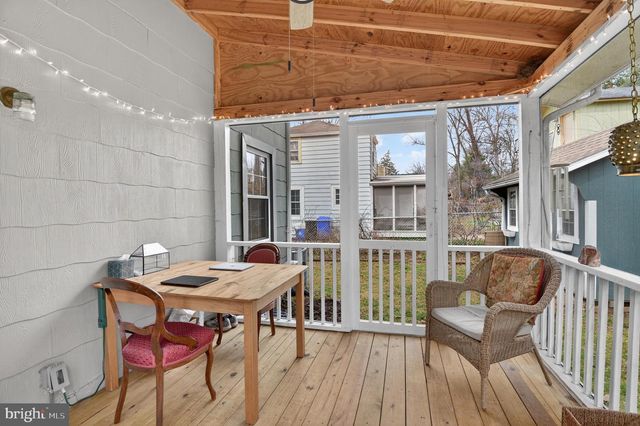 9207 LONG BRANCH PKWY, Silver Spring, MD 20901