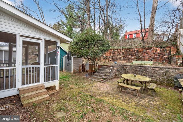 9207 LONG BRANCH PKWY, Silver Spring, MD 20901