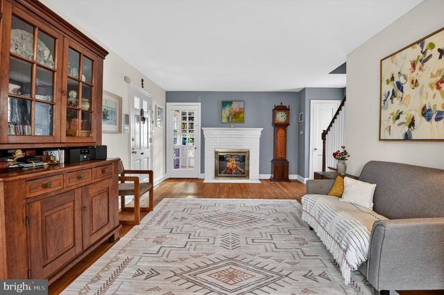 9207 LONG BRANCH PKWY, Silver Spring, MD 20901