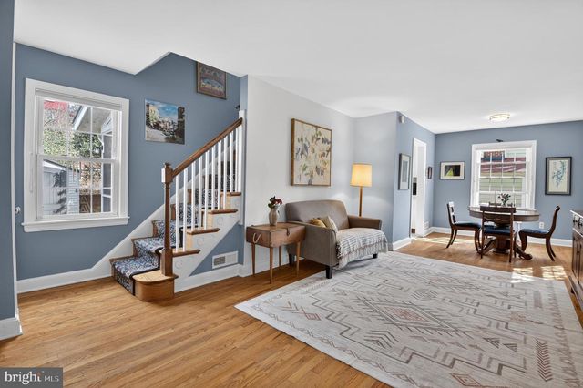 9207 LONG BRANCH PKWY, Silver Spring, MD 20901