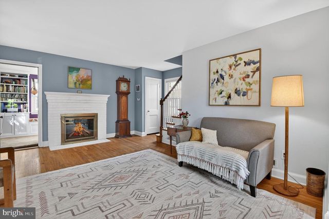 9207 LONG BRANCH PKWY, Silver Spring, MD 20901