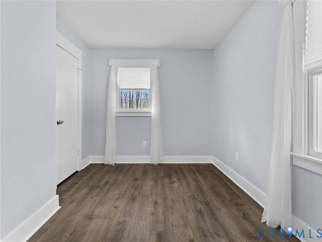 1339 Harris Creek Rd, Louisa, VA 23093