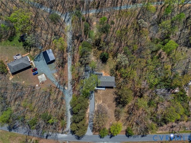1339 Harris Creek Rd, Louisa, VA 23093