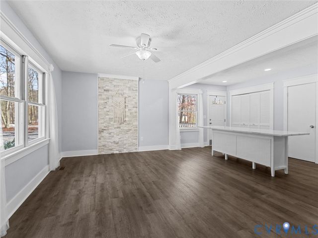 1339 Harris Creek Rd, Louisa, VA 23093