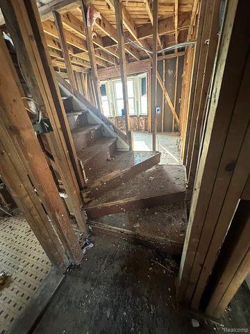 10909 Marne, Detroit, MI 48224