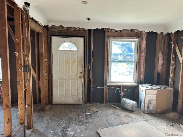 10909 Marne, Detroit, MI 48224