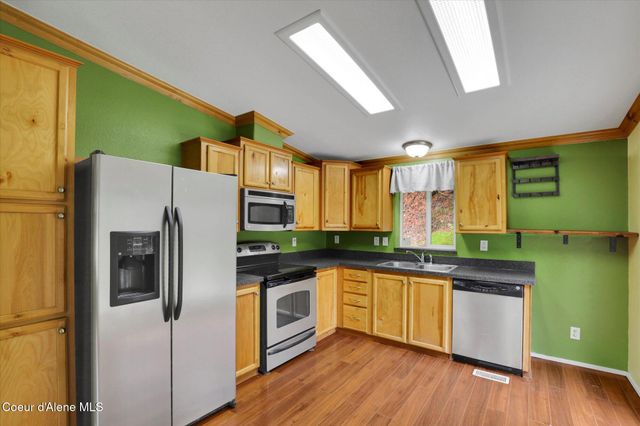 149 Lower Gem Rd, Wallace, ID 83873