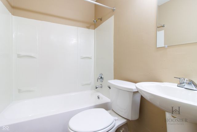 3914 Richelieu Road, Indianapolis, IN 46226