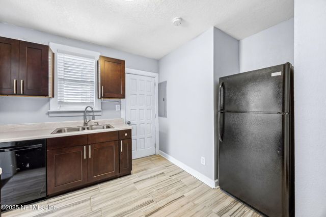 59 W 55TH Street, Jacksonville, FL 32208