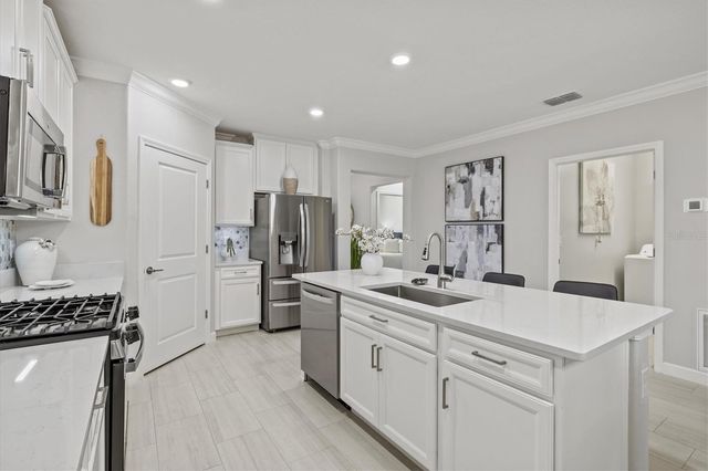 17578 HOLLY WELL AVENUE, Wimauma, FL 33598