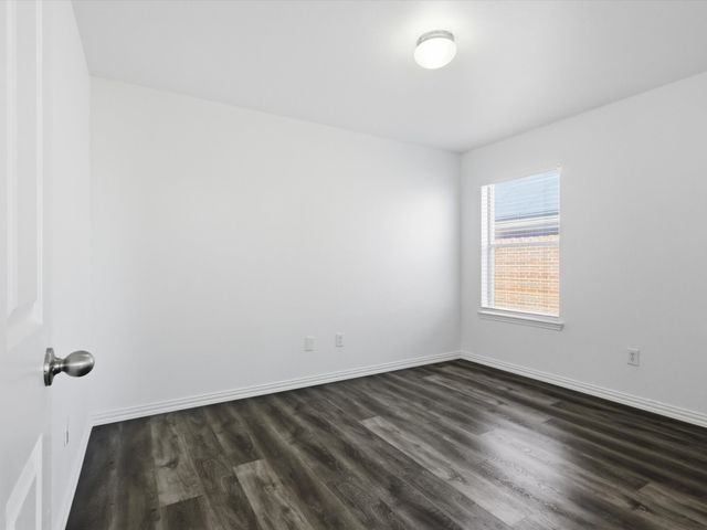 424 Shady Shore Lane, Crowley, TX 76036