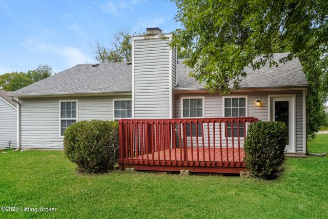 10710 Hickory Cove Ct, Louisville, KY 40241