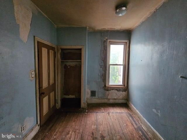 2310 N GRATZ ST, Philadelphia, PA 19132