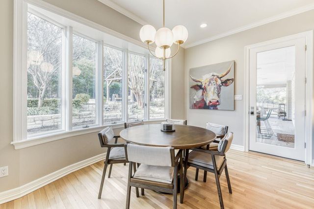 18 Ehrlich RD, Austin, TX 78746