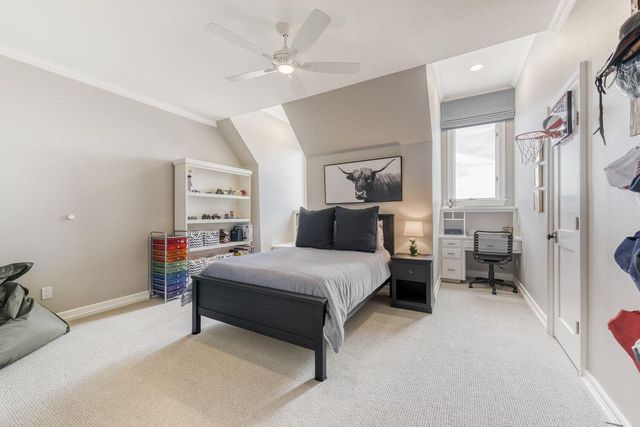 18 Ehrlich RD, Austin, TX 78746