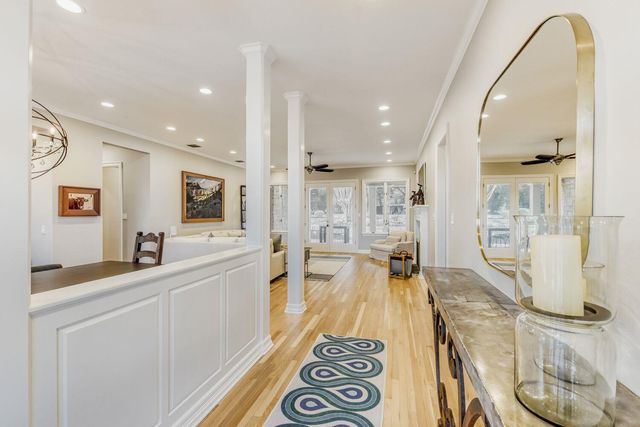 18 Ehrlich RD, Austin, TX 78746