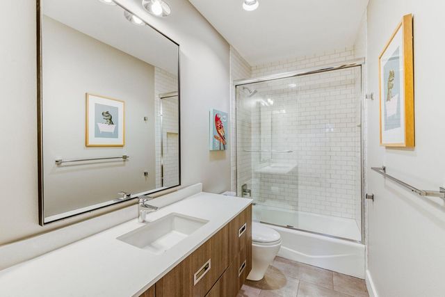 18 Ehrlich RD, Austin, TX 78746