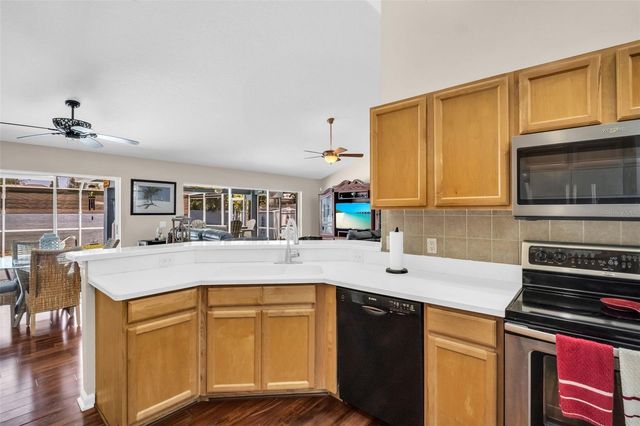 1149 SAWGRASS DRIVE, Tarpon Springs, FL 34689