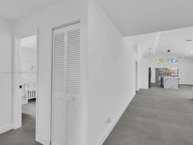 4962 SW 32nd Way, Hollywood, FL 33312