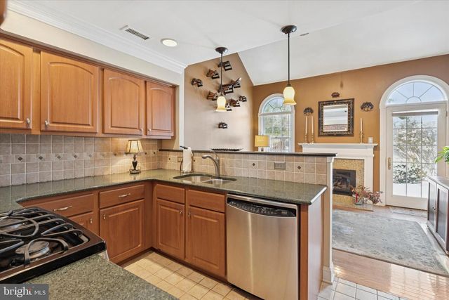 48 CADWALADER CT, Ambler, PA 19002