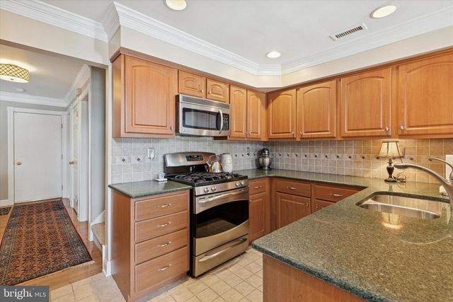 48 CADWALADER CT, Ambler, PA 19002