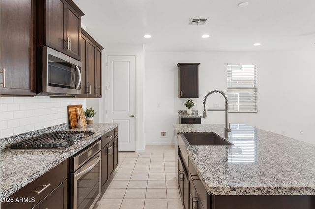 5616 W Jackalope Lane, Laveen, AZ 85339