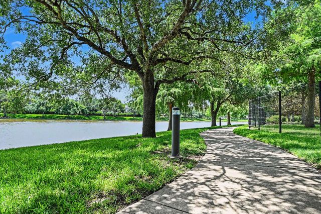 3309 Lakefield Boulevard, Sugar Land, TX 77479