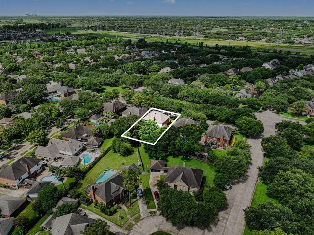 3309 Lakefield Boulevard, Sugar Land, TX 77479