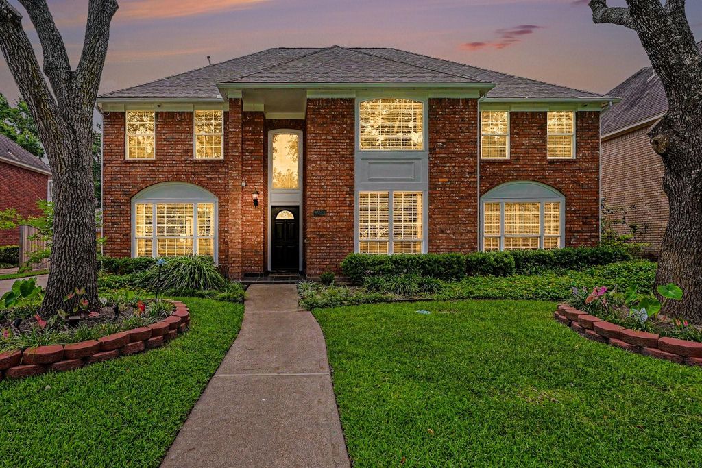 3309 Lakefield Boulevard, Sugar Land, TX 77479