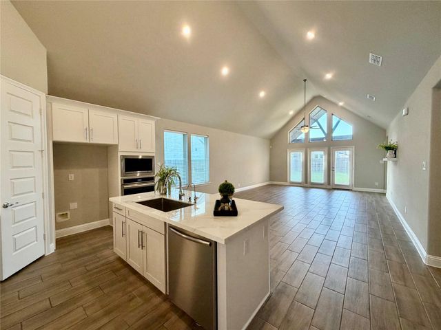 9503 Crescent Mill Drive, Missouri City, TX 77459